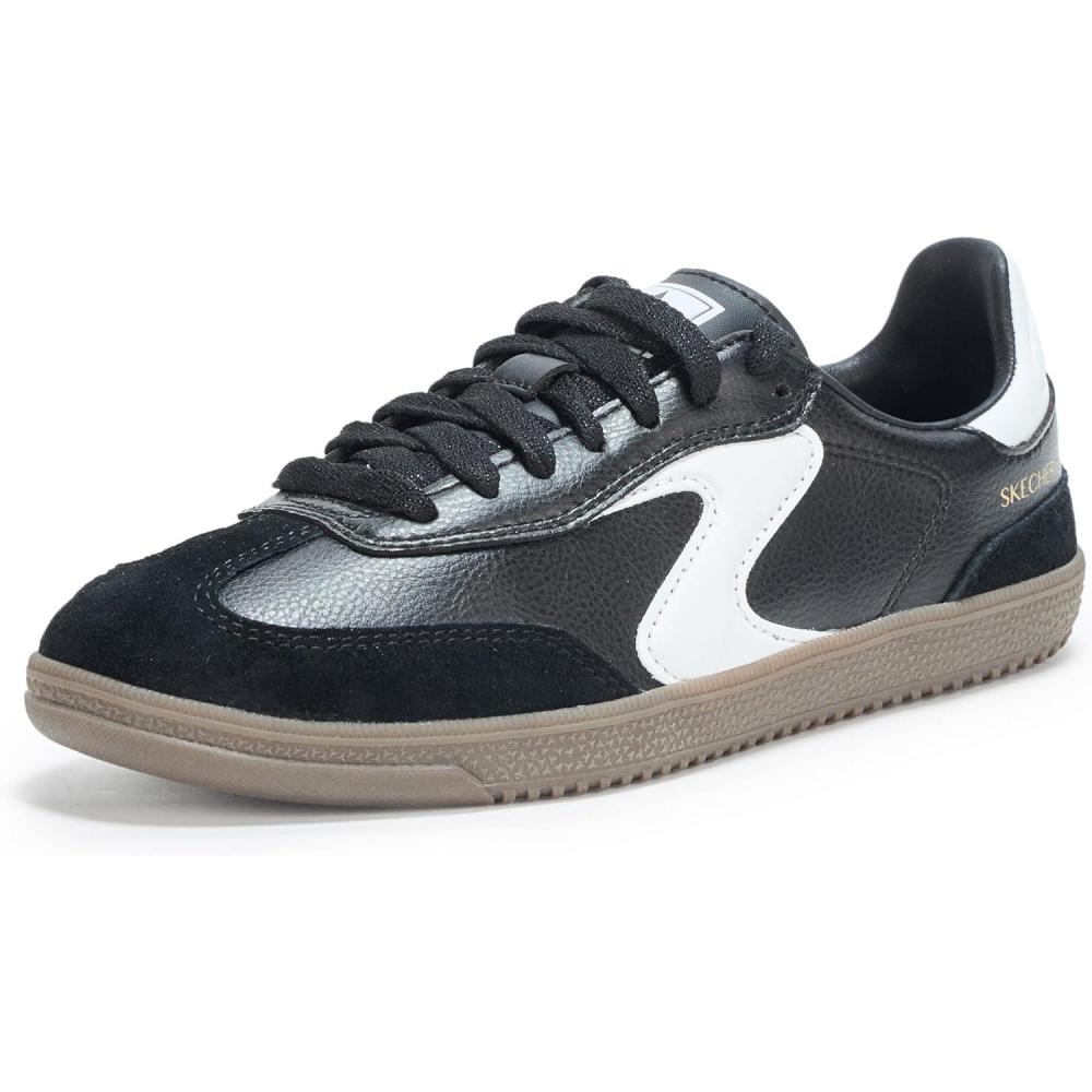 imageSkechers Womens HotshotKickoff SneakerBlackWhite