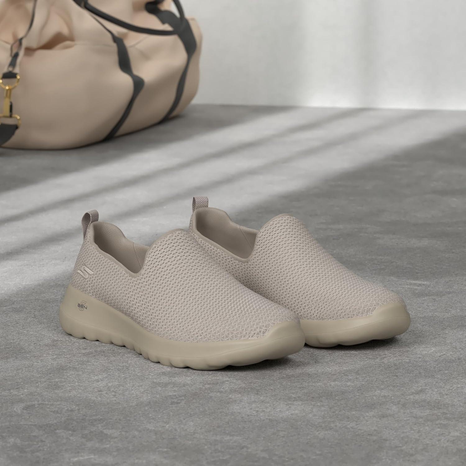 imageSkechers Mens Go Walk MaxTaupe